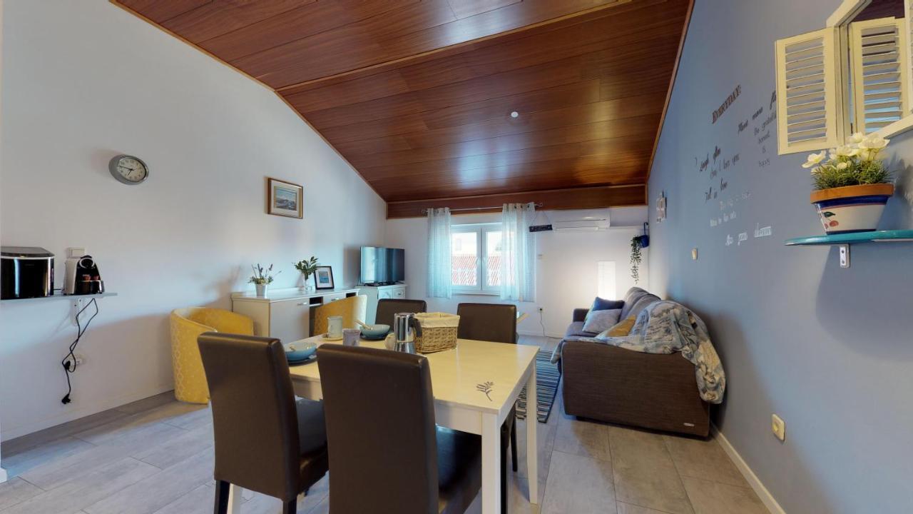 Nina Deluxe Superior 5 Star Apartment, Your Piece Of Heaven By The Sea & Park Novigrad Istria エクステリア 写真