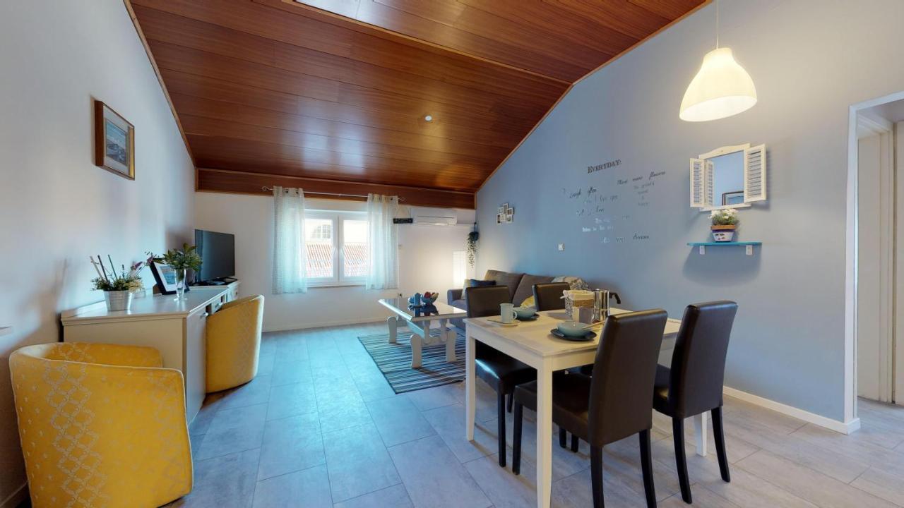 Nina Deluxe Superior 5 Star Apartment, Your Piece Of Heaven By The Sea & Park Novigrad Istria エクステリア 写真