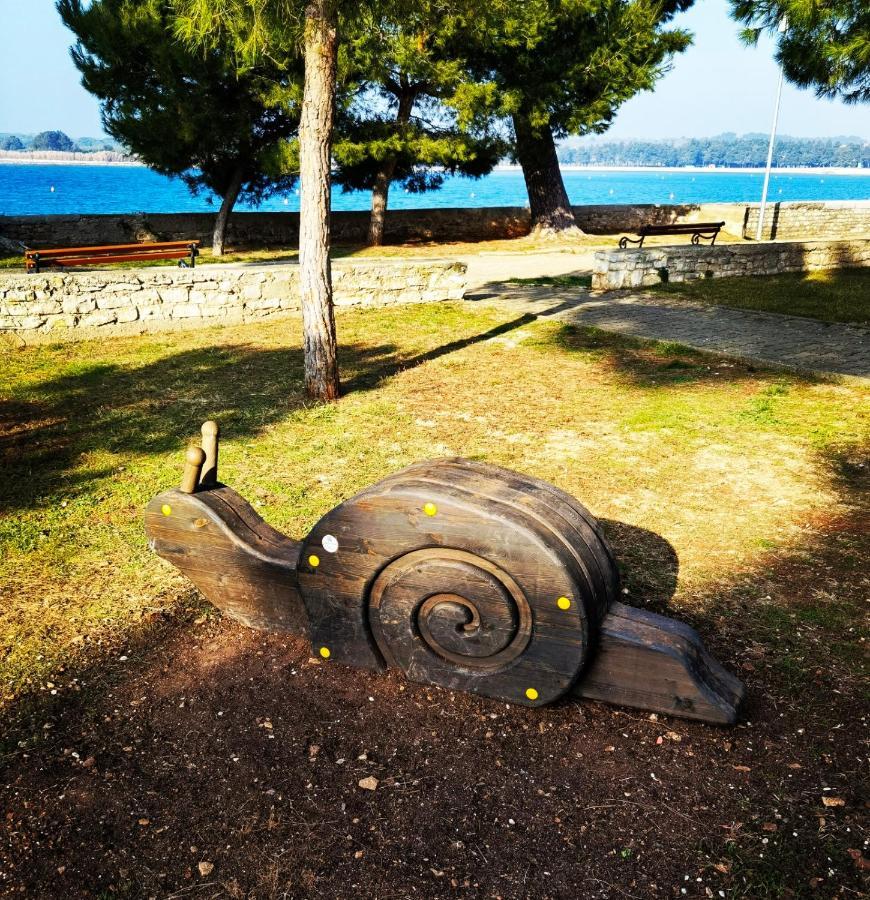 Nina Deluxe Superior 5 Star Apartment, Your Piece Of Heaven By The Sea & Park Novigrad Istria エクステリア 写真